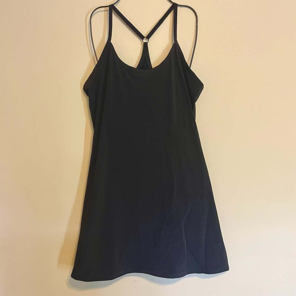 NWT Outdoor Voices The Exercise Dress Black Size M Women Athletic Dress w Shorts